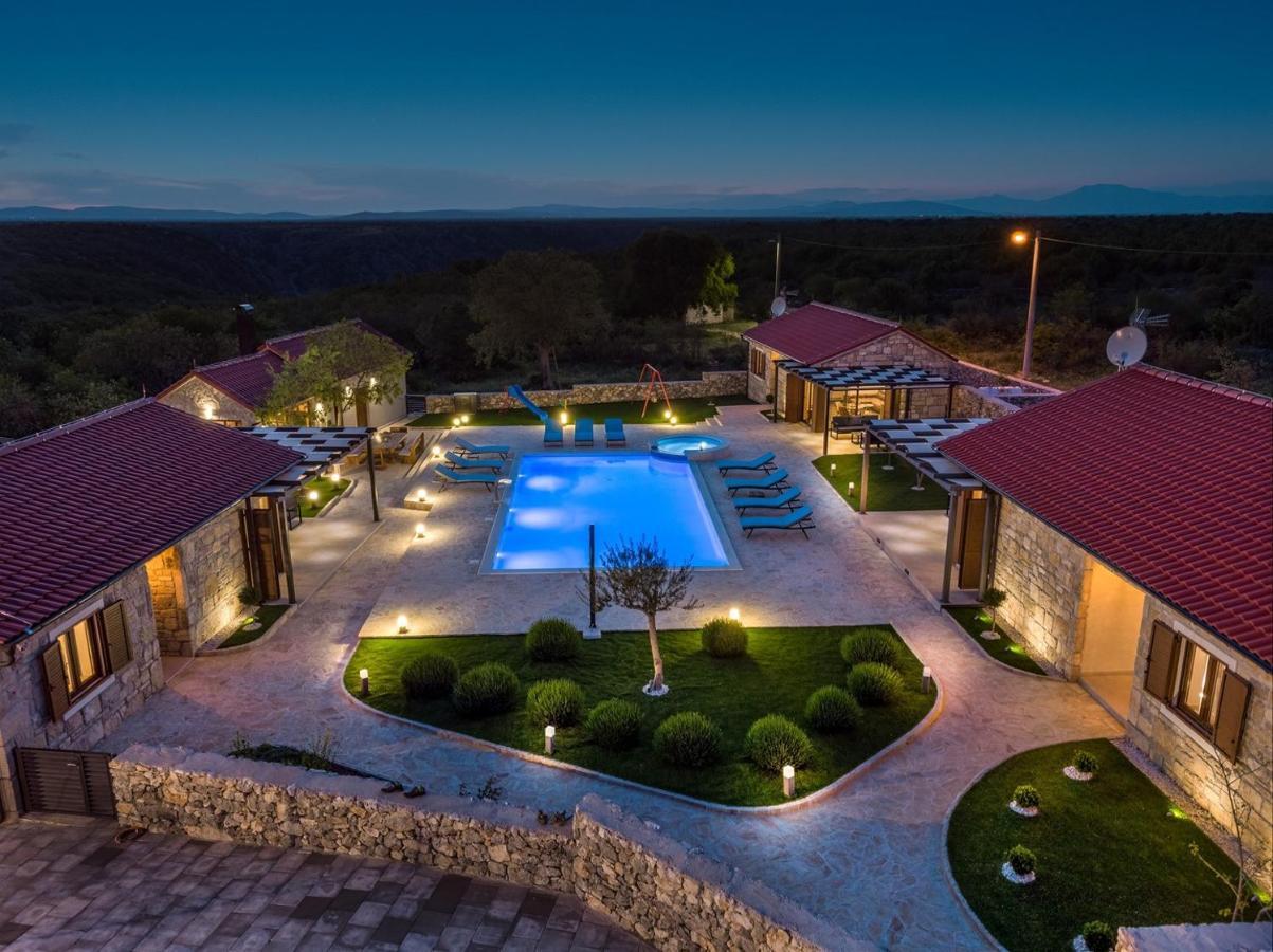 New! Promina Luxury Villa With 72Sqm Heated Pool, Jacuzzi, Infrared Sauna, Tennis Court, Media Room Bogatić Kültér fotó